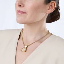 Krótki naszyjnik z ceramiczną zawieszką z kolekcji Monumental MTN52-1