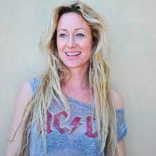Lorien haynes is an actress and writer, known for , (1994) and (2019). Lorien Haynes Lorienhaynes Twitter