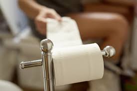 Setelah memahami teori dasar warna, anda dapat membuat warna hijau menggunakan berbagai media, seperti cat, frosting, dan lempung polimer. 5 Penyebab Feses Berwarna Hijau Yang Perlu Anda Tahu