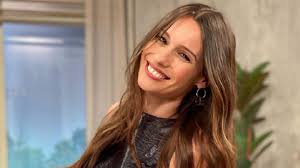 Ana carolina ardohain ( general acha, 17 de enero de 1978 ), más conocida como pampita, es una modelo, actriz, bailarina y conductora argentina. Vicuna No Autorizo A Pampita Ahora Argentina