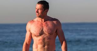 Jan 10, 2018 · hugh michael jackman was born on october 12, 1968, in sydney, australia. Hugh Jackman Se Despide De 2020 Como Un Verdadero Superheroe