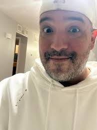 Hi all! I just wanted to introduce myself and share a photo I took! I feel  like Gina and I are long lost cousins and I'll definitely be voting for her  in