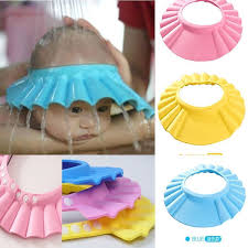 Gently rub in a circular motion, and then use a plastic cup or your hand to rinse off the shampoo. Pudcoco New Soft Adjustable Baby Shampoo Cap Children Shampoo Bath Wash Hair Shield Hat Bathing Banho Bebe Visor For Bathing Buy At The Price Of 0 60 In Aliexpress Com Imall Com