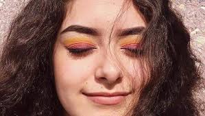 Beaver Dam High photo class uses outdoor light for unique project