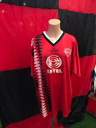 Deportivo ñublense s.d.a.p (spanish pronunciation: Deportivo Nublense ×'×˜×•×•×™×˜×¨ Museo De La Camiseta Te Invitamos A La Tienda Roja Para Que Disfrutes De La Muestra Con Camisetas De Distintos Anos Del Rojo Te Esperamos Https T Co Vdmuya34hz