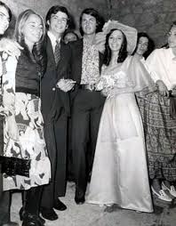 Muerte De Camilo Sesto Biografia Camilo Sesto Con Rosetta Arbex En La Boda De Un Amigo Anos 70 Camilo Sesto Camilo Camilo Blanes