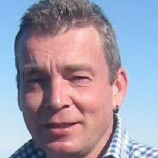 Robert Fuß (@FussRobert)