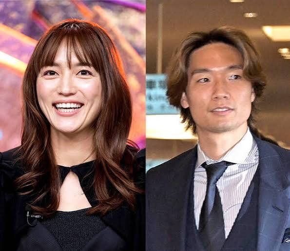 川口春奈と結婚 日本代表ＤＦ板倉滉の現状は？ 今夏オランダからドイツに移籍→開幕から２試合連続フル出場（スポーツ報知） - Yahoo!ニュース