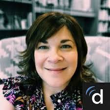 Anna Dowling's Instagram, Twitter & Facebook