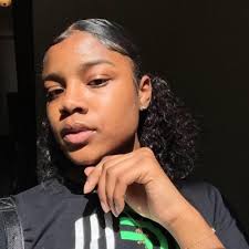 Destiny Cole (@Dessyio)