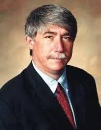 Robert MacMillan Obituary