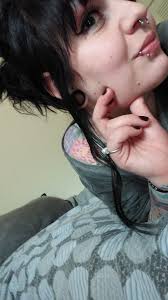 Kat Weaver (@KreepShowKitKat)