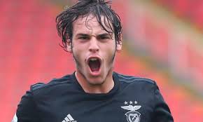 Founded in 1999, dissolved in 2006, and restarted in 2012, it is the reserve team of. Benfica B Congelou Na Covilha E Cedeu Empate Nos Descontos Maisfutebol