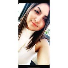 Karen Castelan's Instagram, Twitter & Facebook