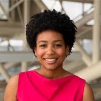 Taylor Mayes's Instagram, Twitter & Facebook