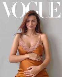 Born june 7, 1991) is an american model and actress. Emily Ratajkowski Announces Pregnancy In Digital Vogue Cover
