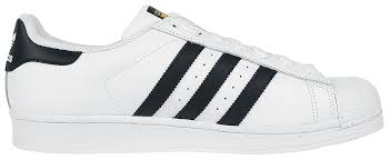 Gib einfach mal im internet ,,adidas schuh gold sohle ein. Adidas Superstar Weisser Sneaker Mit Drei Streifen Emp