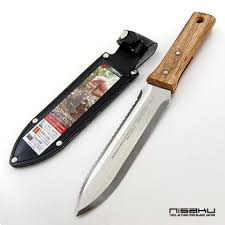 The 7 inch stainless steel blade wood handle gardening knife, is a very good product made by fiskars. Nisaku 650 Hori Hori Soil Knife Made In Japan Ebay