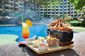 Facilities at rasa sayang resort & spa includes the restaurants feringgi grill & bar , spice market café, and pinang bar & restaurant; Daycation Escapade Offers Five Star Feast And Frolic The Star