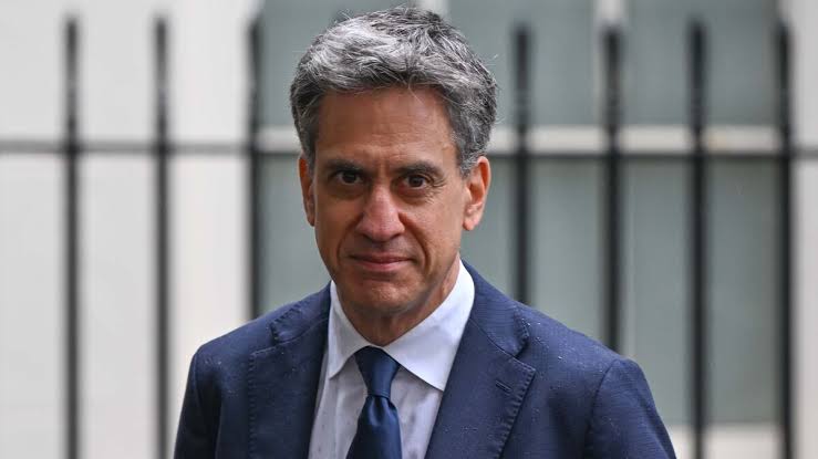 Politics LIVE: Ed Miliband accused of 'outrageous lies' in sanctions row |  Politics | News | Express.co.uk