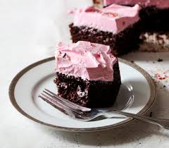Cake coloring pages for kids. Chocolate Birthday Cake With Strawberry Frosting Displacedhousewife