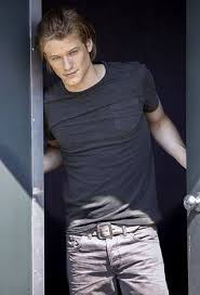 Macgyver Lucas Till 01 Lucas Till Lucas Till Macgyver Macgyver