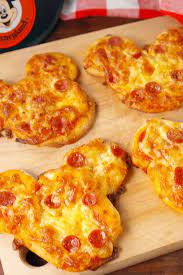 Mickey Pizzas Recipe Recipes Kids Cooking Recipes Pizza Recipes Homemade