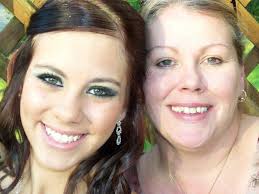 Can someone photoshop my mom aging with me?