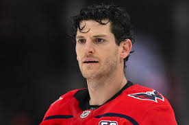 Dylan Strome's hat trick powers Capitals to 3-1 win over Islanders