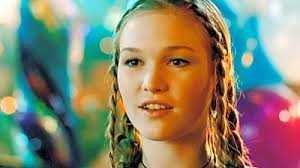 Carrie Preston Teases 'Elsbeth's Perfect Meet-Cute in Valentine's Day  Episode