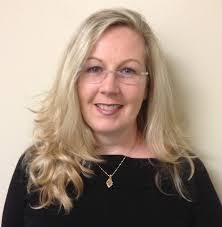 Kelly Meredith's Instagram, Twitter & Facebook