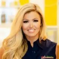 Katey Evans's Instagram, Twitter & Facebook