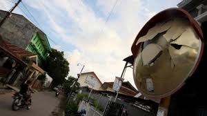 Cermin cembung adalah cermin lengkung yang bagian luarnya dapat memantulkan cahaya. Beginilah Cermin Cembung Tikungan Di Kota Makassar Tribun Timur