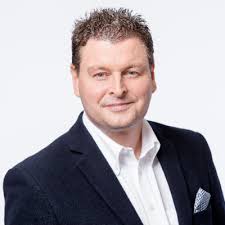 Nunmehr zum zweiten Mal (nach 2023) fand eine #ExecutiveSummit des Premium  Leaders Club (PLC) in den beindruckenden Räumlichkeiten der  #HouseOfCommunication (HoC) in München statt.