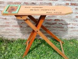 Antigua Tabla De Planchar Reciclada By Benditamadera Mas Humana Menos Perfecta Mas Feliz Tabla De Planchar Plancha Antigua Disenos De Unas
