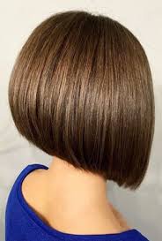 I capelli corti davanti e sui lati e lunghi dietro in versione 2014 non hanno . Capelli Corti Dietro E Lunghi Davanti La Moda Del 2020