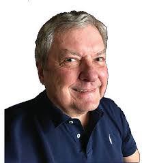 Denny Henderson's Instagram, Twitter & Facebook