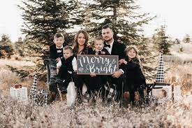 Family Christmas Card Family Holiday Photos Christmas Photography Family Family Christmas Pictures