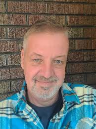 Chicago-style Thin Crust Pizza in Camden, Tennessee