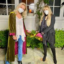 Tragically, celebrities like actress michelle williams and now fleetwood mac singer stevie nicks are among the women … Stevie Nicks On Twitter I Had A Fabulous Chat With Thattracysmith This Week Tune In Tomorrow To See It On Cbssunday Check Your Local Listings Https T Co Pe8dcu5z7u