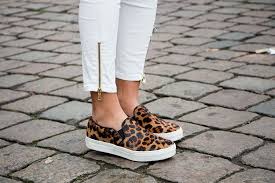 Black And White Leopard Print Shoes Winter Whites How To Wear White In The Winter Berlin Fashion Blogger Leopard Slip Ons Print Shoes Outfit Leopard Print Slip On Sneakers Tennis Shoes Outfit