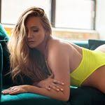 Applegate, настоящее имя даниэ́лль ко́рин (англ. Aj Applegate Email And Instagram Influencer Profile Realajapplegate Followers And Engagement