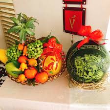 Chuối để bày lên bàn thờ ngày tết thường là chuối tiêu già quả nhưng vẫn còn xanh. Gá»£i Y Cach Bay Mam NgÅ© Quáº£ Ngay Táº¿t Ä'Æ¡n Giáº£n Va Ä'áº¹p Thá»i Ä'áº¡i
