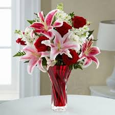 Jewel osco will be issuing black friday ads, also known as flyers or circulars, listing the deals, sales and specials on a variety of grocery items and food products. The Ftd Lasting Romance Bouquet Blossoms With Roses And Lilies To Display Your Love And Affection In Funeral Flowers Flower Delivery Same Day Flower Delivery