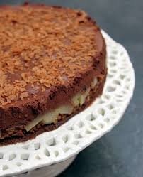Gateau Crousti Fondant Poires Chocolat Avec Images Poire Au Chocolat Gateau Au Poire Gateaux Et Desserts