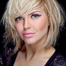 Blonder Fransiger Bob Bob Frisuren Kurz Und Mittellang Frisuren Lange Haare Bob Bob Frisur Langhaarfrisuren