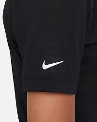 The naomi osaka x nike apparel collection is slated to arrive on november 16 throughout japan and the americas, and in early december in emea regions. Naomi Osaka Cropped Tennis T Shirt Nike Com