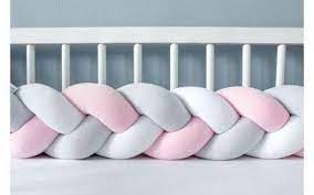 tour de lit tresse gris rose clair et blanc protector de cama cojines cuarto de bebe