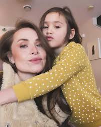 Are there any other digital solo parents with experience and tips for a  newly digital mama looking to go nomadic?