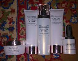 Perbezaan cara pilih essence dan serum ini 3 golongan yang tidak perlu memakai essence serum. Bio Essence Tanaka White Double Whitening Cleansing Foam Reviews